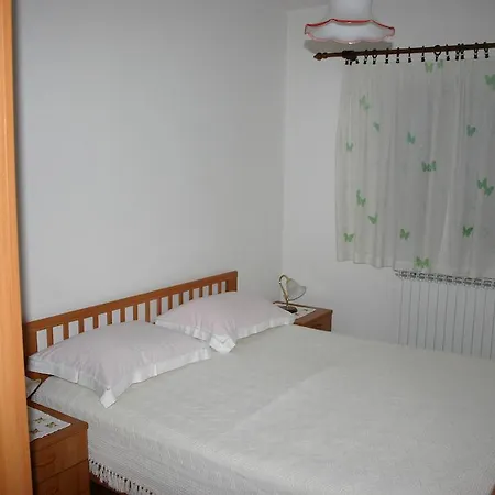 公寓 Grzunov 扎达尔